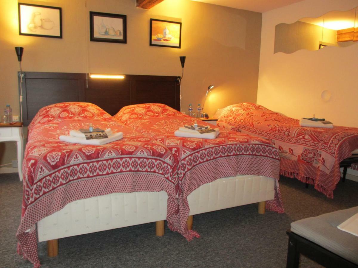 La Fermette Blanche Bed & Breakfast Nadrin Exterior photo